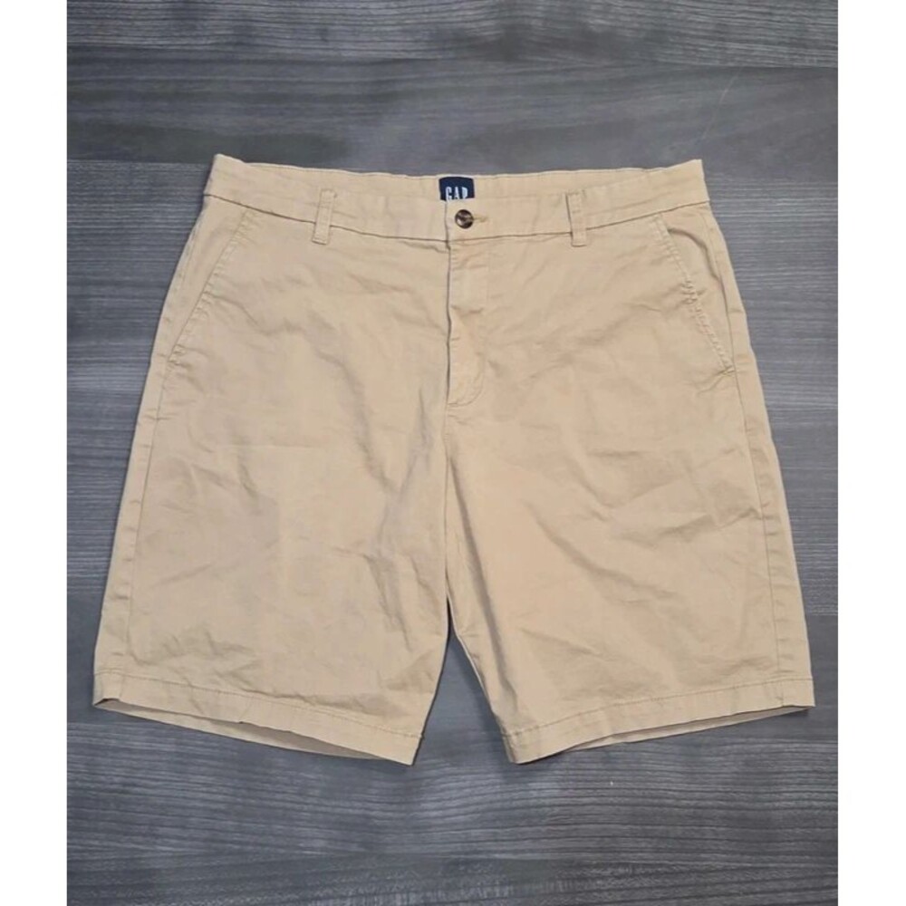 GAP Essential Khaki Shorts Men's Size 36